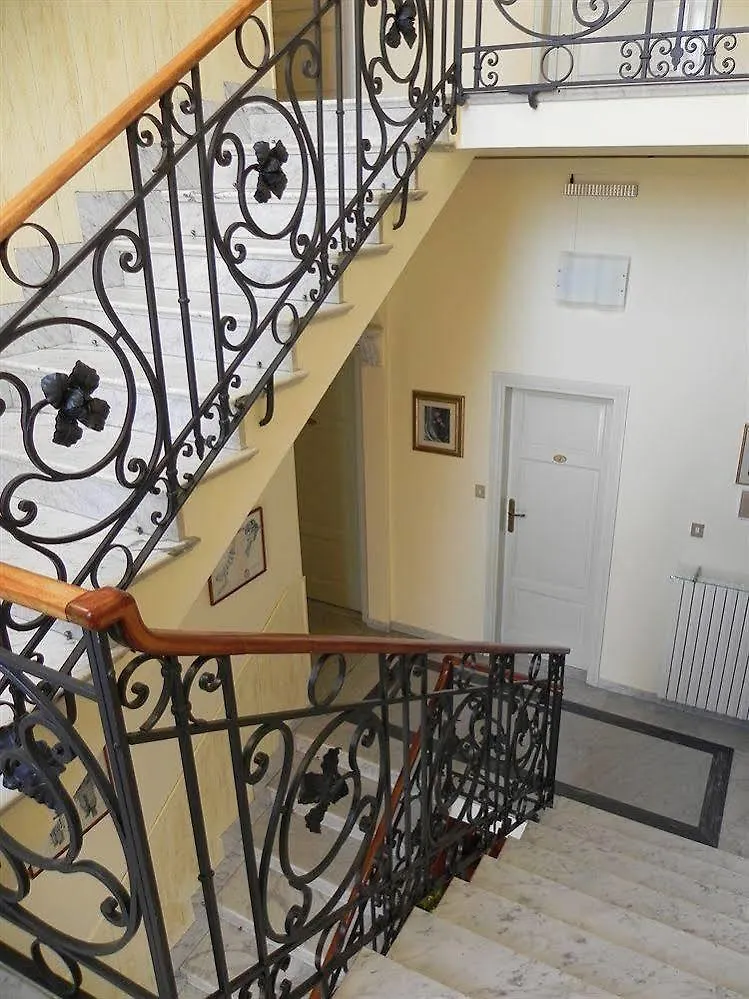 Hotel Ondina Viareggio Italie