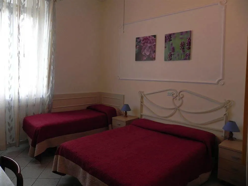 Hotel Ondina Viareggio