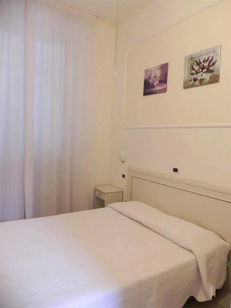 Hotel Ondina Viareggio Italie