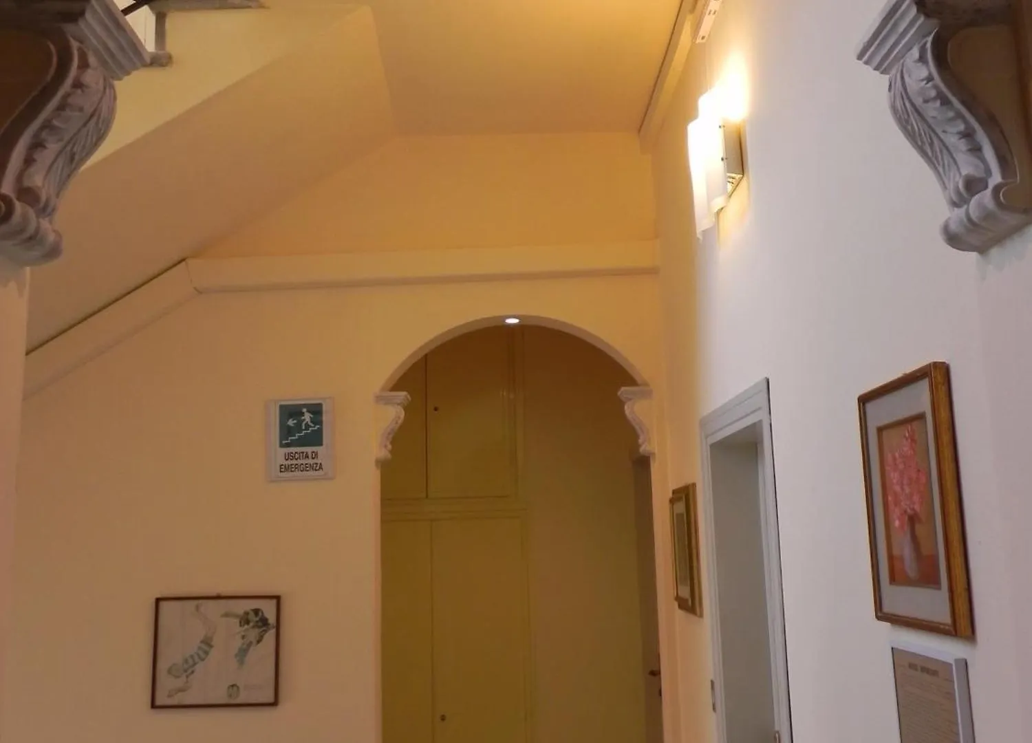 **  Hotel Ondina Viareggio İtalya